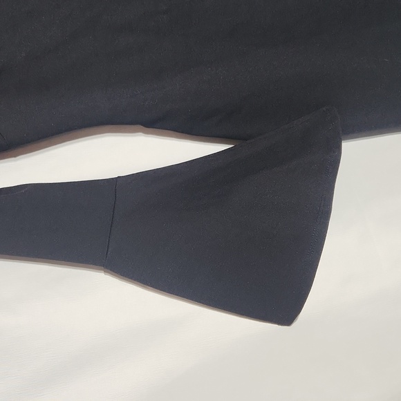 Lulus Off The Shoulder Black Dress Long Bell Sleeves Size XS Above Knees LBD xs - Picture 4 of 13